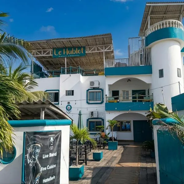 Le Hublot，位于科托努的酒店