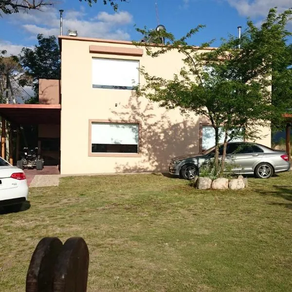 Terrazas de Villa Gloria，位于吉亚迪诺镇的酒店