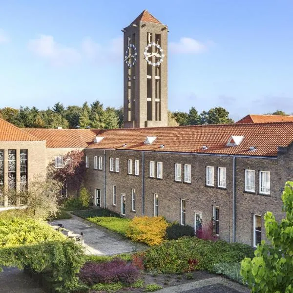 康宁小夫NH埃因霍温会议中心酒店，位于费尔德霍芬的酒店