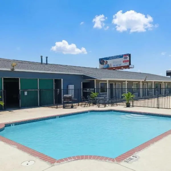 Hotel O Bien Venido Pearsall I-35，位于Pearsall的酒店