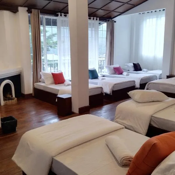 Star Gate Hostel，位于努沃勒埃利耶的酒店