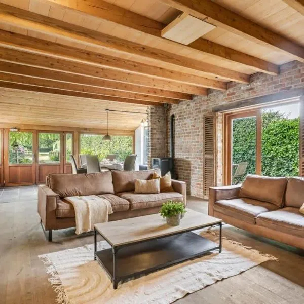 Casiola - Authentic vacation home 'De Blauwe Kroon'，位于奥斯特坎普的酒店