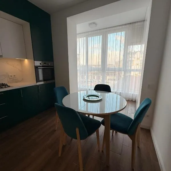 GS Green Apartment，位于Starokostyantyniv的酒店