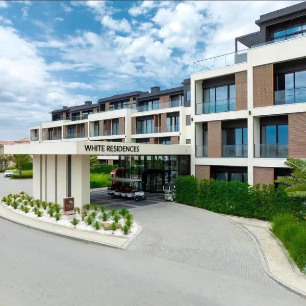 Seabreeze Resort, White Residence terrace, studio apartment，位于Nardaran的酒店