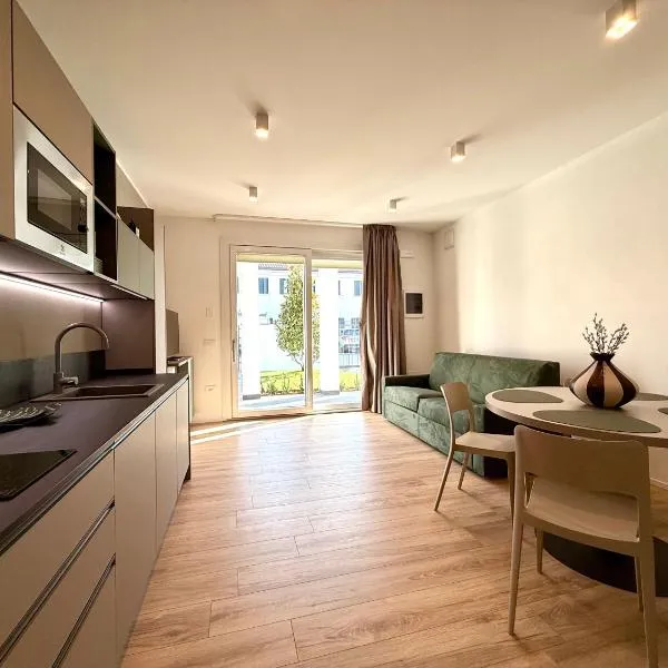 LA TERRAZZA APARTMENTS - Sand & Green Apartments - DeltadelPo，位于维罗港的酒店