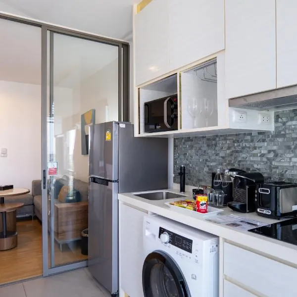 Oakwood Suites Tiwanon Bangkok，位于暖武里府的酒店