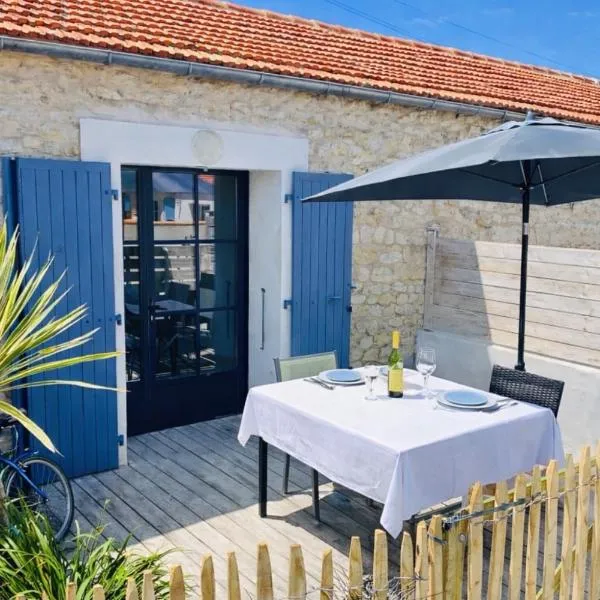 Residence Clos des Aigrettes -Appartements a 30m du Port de La Cotiniere , Ile d Oleron -commerces et plages a pied，位于拉康提内勒的酒店