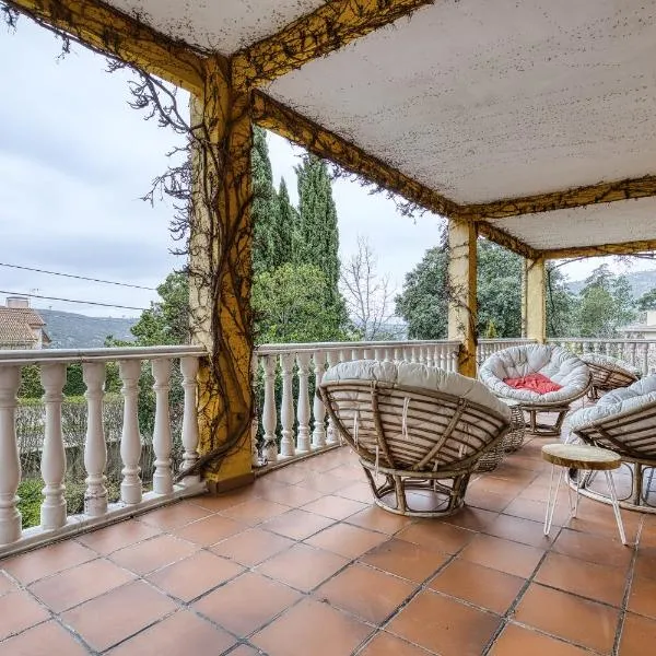 Chalet a 45min de Madrid ideal para familias hasta 12 personas，位于罗夫莱多德查韦拉的酒店