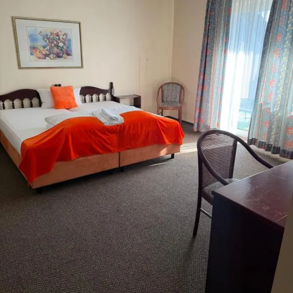 Hotel Bremer Kreuz，位于阿希姆的酒店