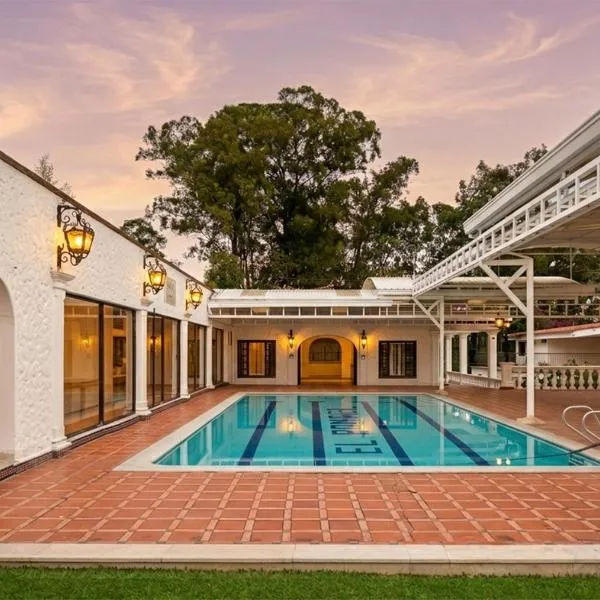 Hotel Romeral Club Campestre,位于麦德林的酒店