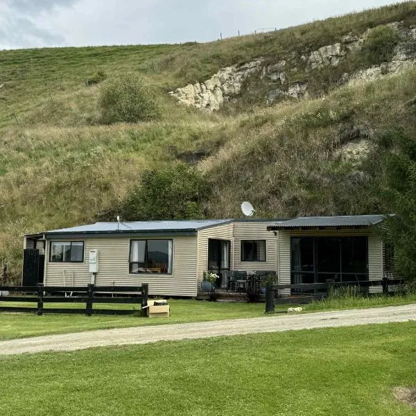 Lime Ridge Farm Cottage,位于费尔利的酒店