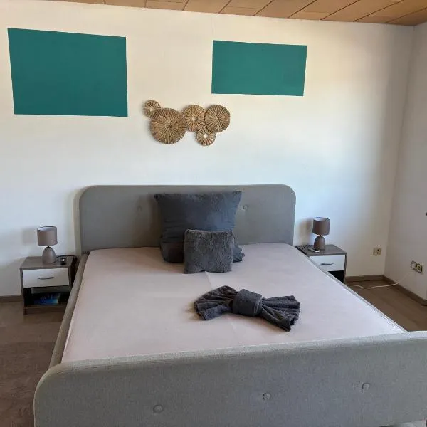 Steffies Apartment two，位于伊德施泰因的酒店