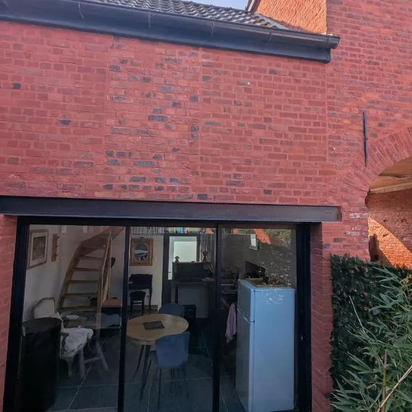 Le Pigeonnier，位于Rosult的酒店