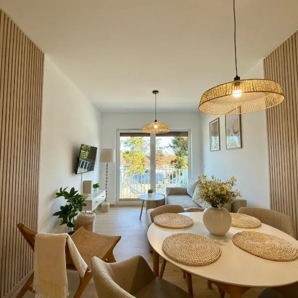 Apartament Boho Let's Sea Gąski，位于贡斯基的酒店