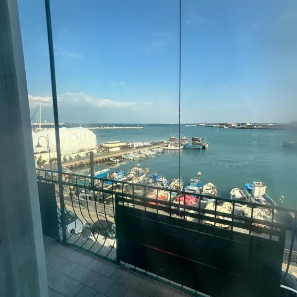 Tower casa vacanze 2，位于安齐奥的酒店