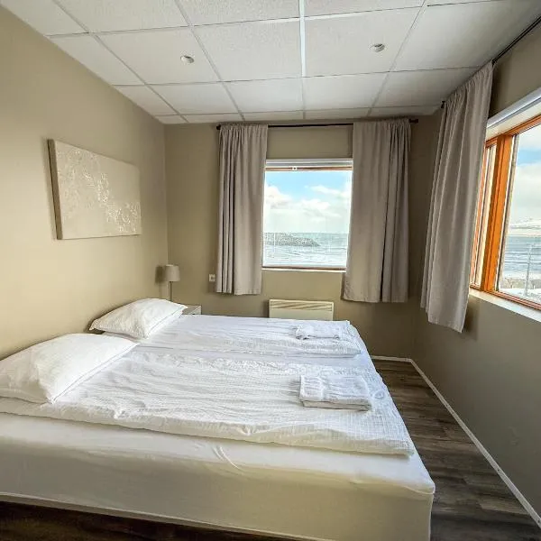 Við Hafið Oceanfront Guesthouse，位于欧拉夫斯维克的酒店