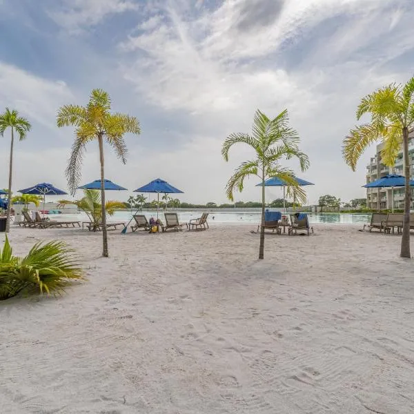 Resort with Crystal Clear Lagoon Beach Type, 1 level，位于卡塔赫纳的酒店