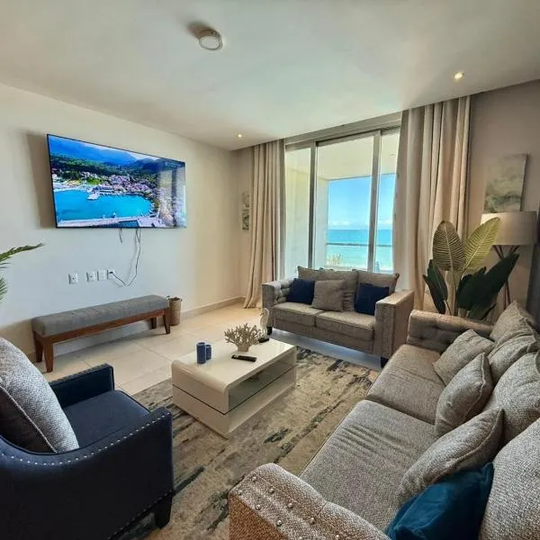Departamento con acceso directo a la playa en Velamar，位于Altamira的酒店