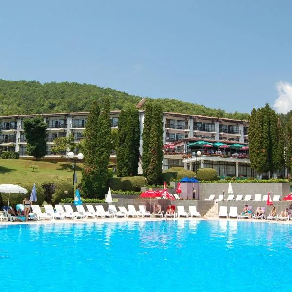 Hotel Makpetrol Struga，位于斯特鲁加的酒店