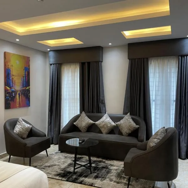 Ringruby Hotel, Oladipo Bateye，位于拉各斯的酒店
