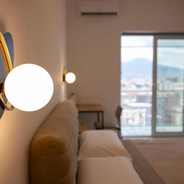Sky Touch Suites Napoli，位于那不勒斯的酒店