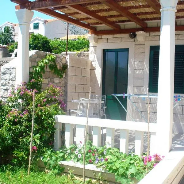 Apartments Ivana Bol，位于波尔的酒店