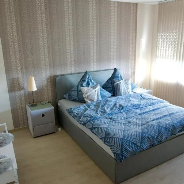 Ruhiges Apartment am Stadtrand，位于凯沃拉尔的酒店
