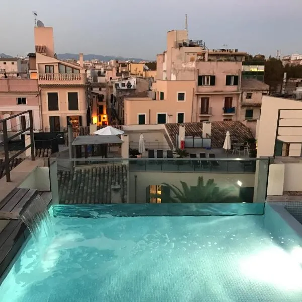 Petit Palace Hotel Tres,位于马略卡岛帕尔马的酒店