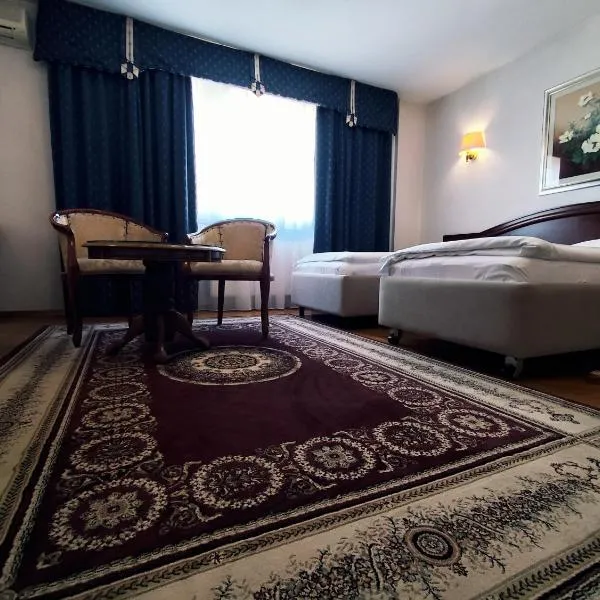 Hotel Vila Ariston，位于奥西耶克的酒店