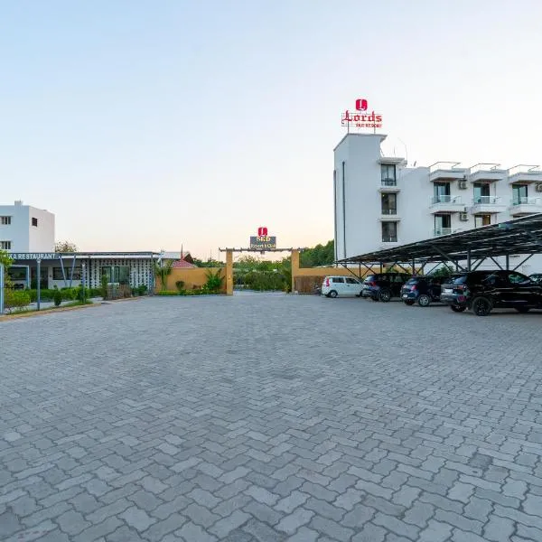 Lords SKD Resort Salangpur，位于Barvāla的酒店