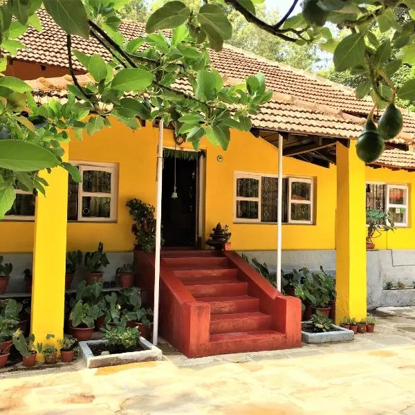 Guddadamane Homestay，位于Sangameswarpet的酒店