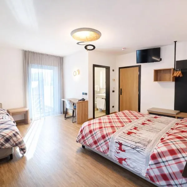Pier Hotel，位于安达洛的酒店