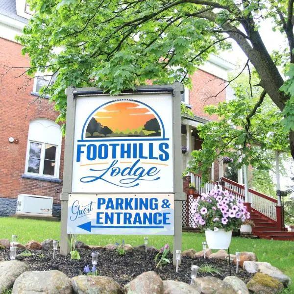 Foothills Lodge & Cafe，位于Malone的酒店