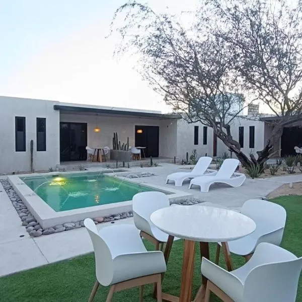Casa MaaR Loft1 en El Centenario Alberca&Relax,位于拉巴斯的酒店