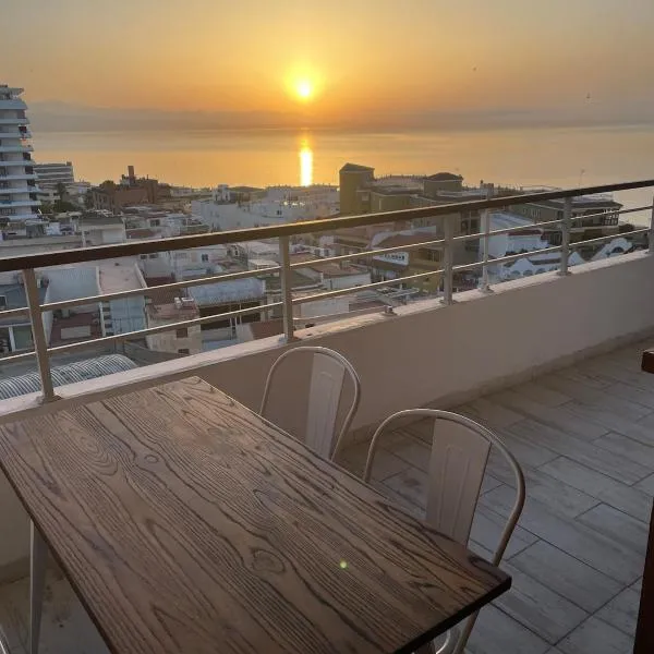 Nogalera apartament with sea view，位于多列毛利诺斯的酒店