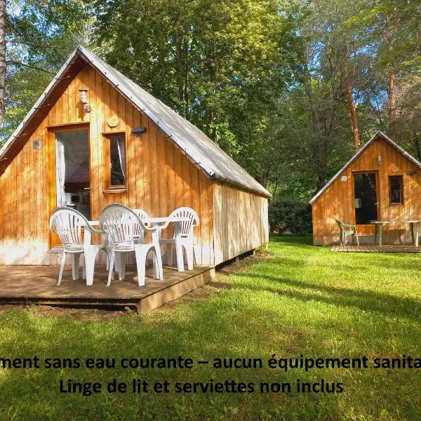 TRAPPEUR - Les Chalets du lac Belcaire，位于贝尔凯尔的酒店