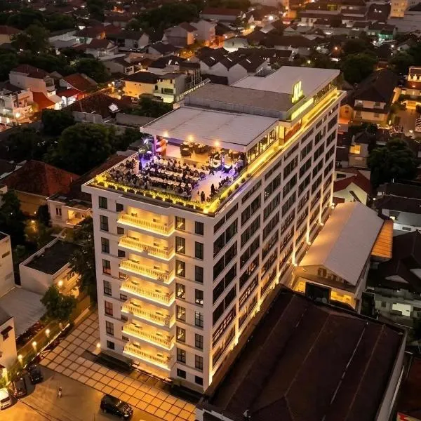 The Malioboro Hotel & Conference Center，位于日惹的酒店