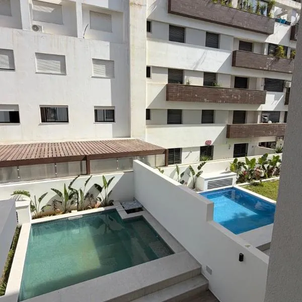 Nouvelle Soukra - Luxury Pool View Suite，位于La Soukra的酒店