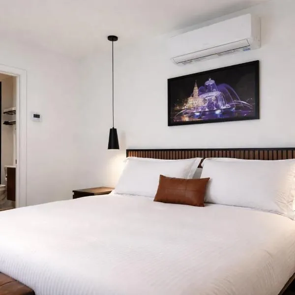 Room with 1 King-Size bed Downtown Quebec，位于魁北克市的酒店