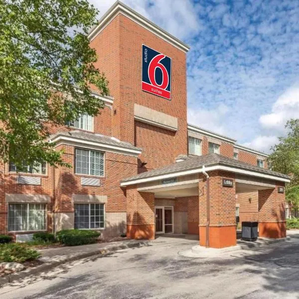 Studio 6 Extended Stay Milwaukee Brookfield WI，位于布鲁克菲尔德的酒店
