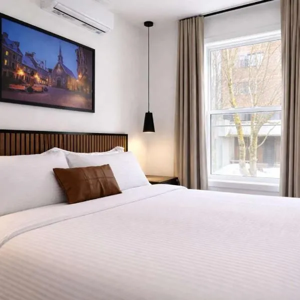 Room with a King-Size Bed Downtown Quebec，位于魁北克市的酒店