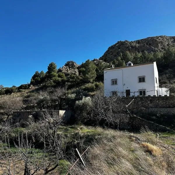Casa Rural con chimenea y terraza en Vélez Rubio，位于贝莱斯-鲁维奥的酒店