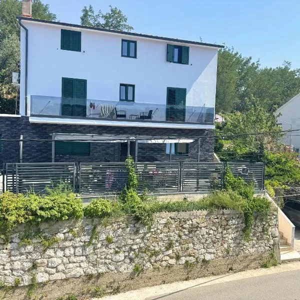 Sunrise Villa Lopar，位于洛帕的酒店