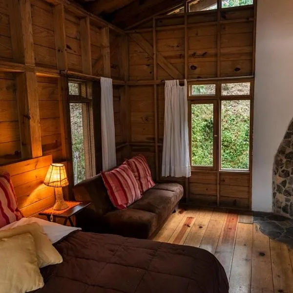 雷瑟瓦阿祖尔旅馆，位于库埃察兰德尔普罗格雷索的酒店