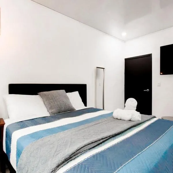 Apartamento Emperatriz De Lujo Cercano al Aeropuerto，位于圣佩德罗苏拉的酒店