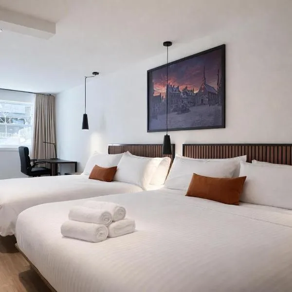Suite with 2 Queen Beds Downtown Quebec City，位于魁北克市的酒店