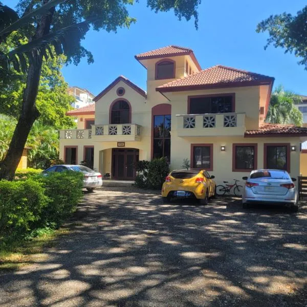 楼阁住宿加早餐旅馆，位于苏莎亚的酒店