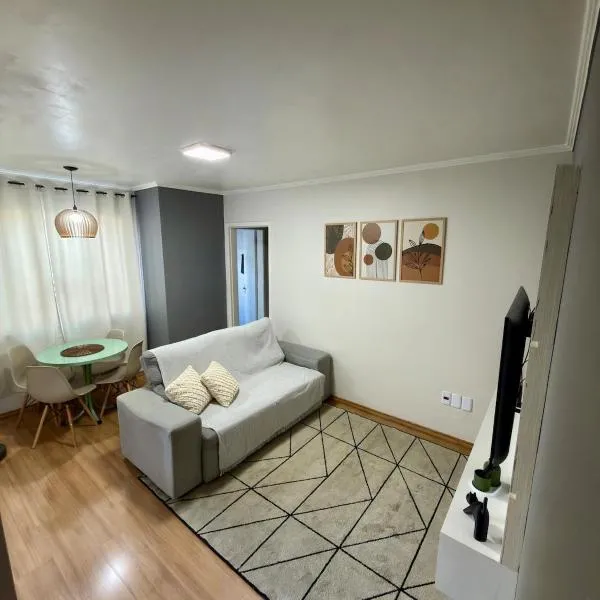 Apartamento ao lado do Shopping Praia de Belas, Beira Rio e Nova Orla do Guaíba,位于阿雷格里港的酒店