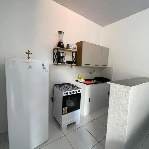 Apartamento Aconchegante e bem localizado，位于福塔莱萨的酒店
