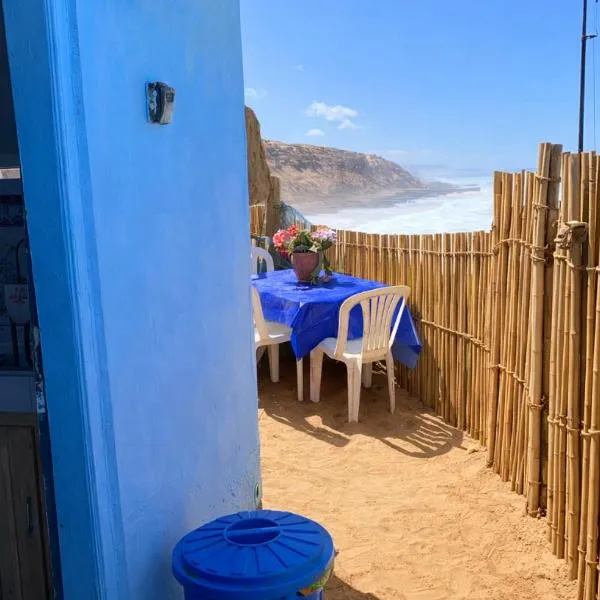 Maison troglodyte en bordure de mer，位于阿格洛的酒店